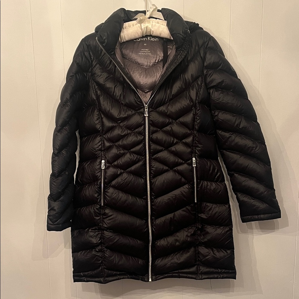Calvin Klein Women's Black Hooded Quilted Long Packable Puffer Jacket with bag